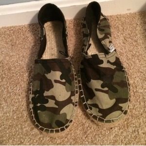 Steve Madden Flats
