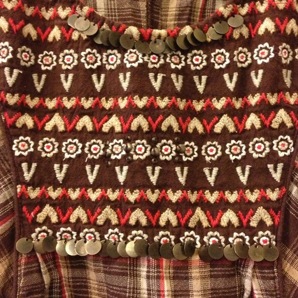 Brown plaid tribal sundress with pockets - Picture 3 of 4