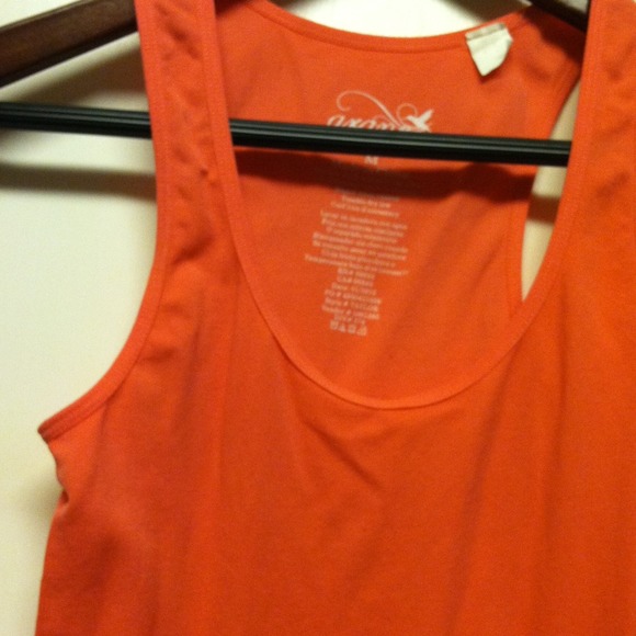 Grane Salmon Racerback top - Picture 2 of 3