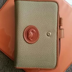 Dooney & bourke leather planner
