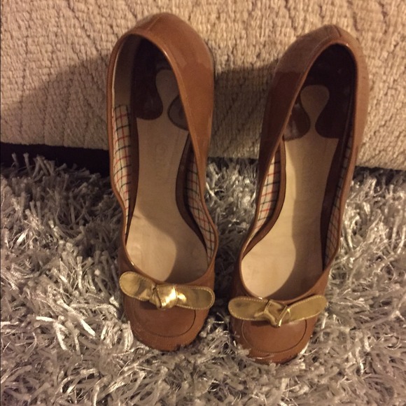 💯 Authentic Chloe Flats - Picture 2 of 4