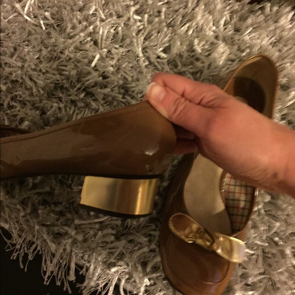 💯 Authentic Chloe Flats - Picture 3 of 4
