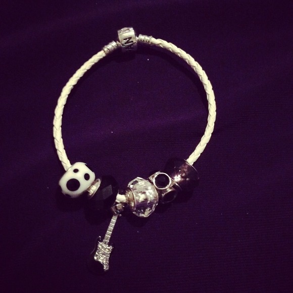 Glam Beads and Charms collection