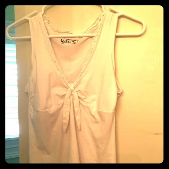 Simple white tank