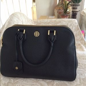 100%authentic black Tory burch bag