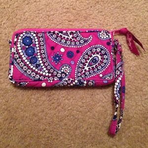 Vera Bradley wristlet wallet