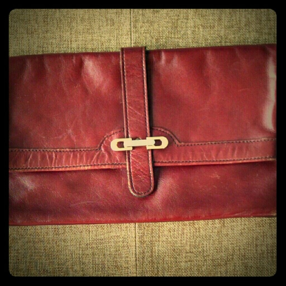 🐞VTG🐞Foldover Red Leather Clutch✨ - Picture 1 of 5