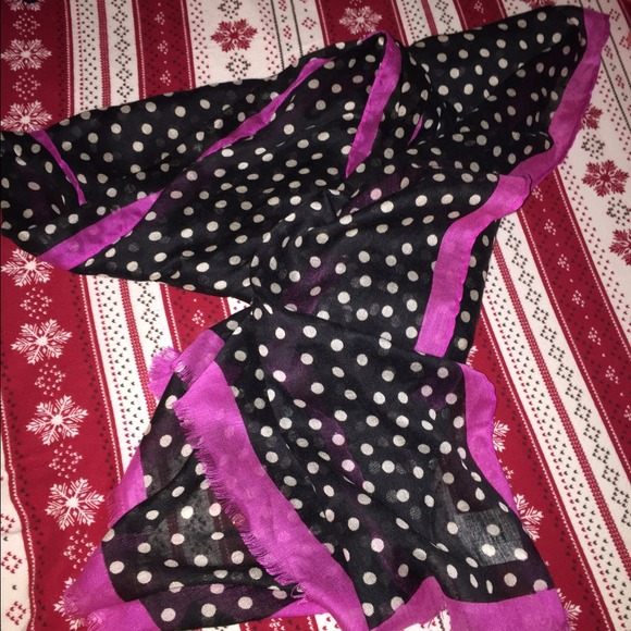 Pld Navy Polka dotted scarf