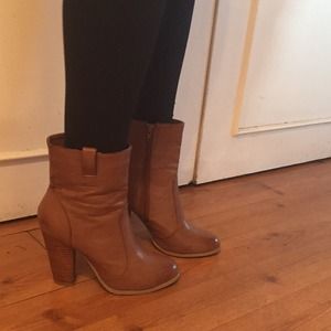 Forever 21 tan boots