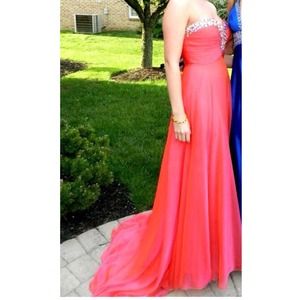 Sherri hill prom dress