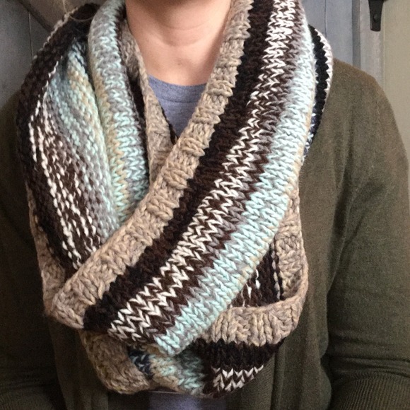 H&M Chunky Knit Infinity Scarf Neutral Colors