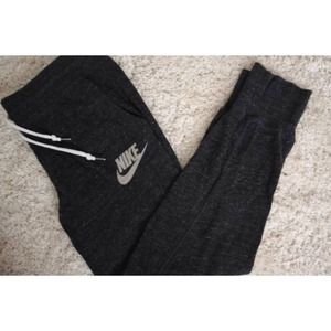 NEW nike sweatpants