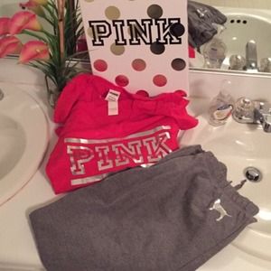 Brand-new with tags Victoria's secret pink set
