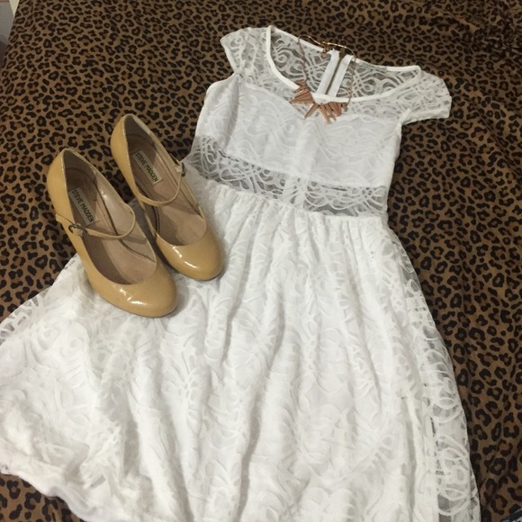Charlotte Russe Dresses & Skirts - Size Medium White Crochet Dress