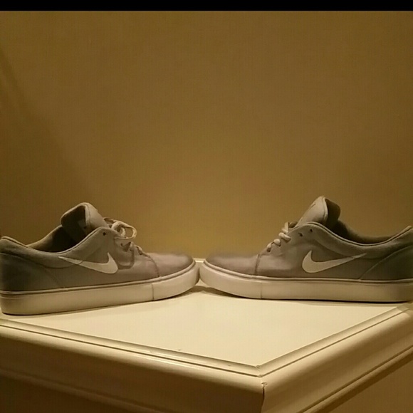 Light grey Nike shoes