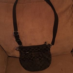 Authentic coach messenger bag