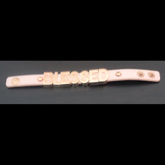 BCBG BLESSED Bracelet