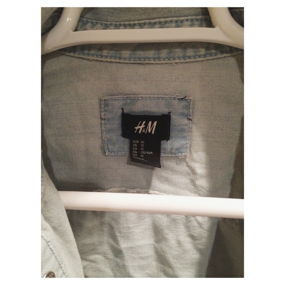 Baby Blue H&M Denim Shirt - Picture 2 of 2