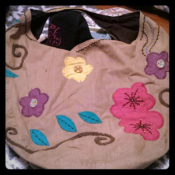 Giant lucky brand shopper