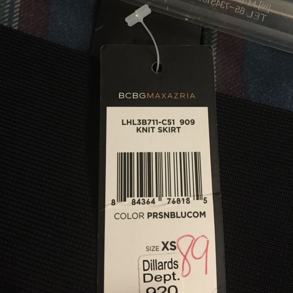 Knit Skirt BCBG - Picture 3 of 3