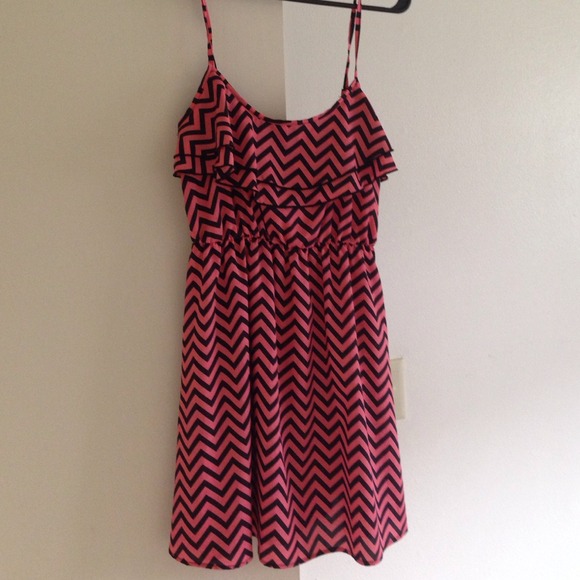 ❌SOLD❌ Chevron coral dress