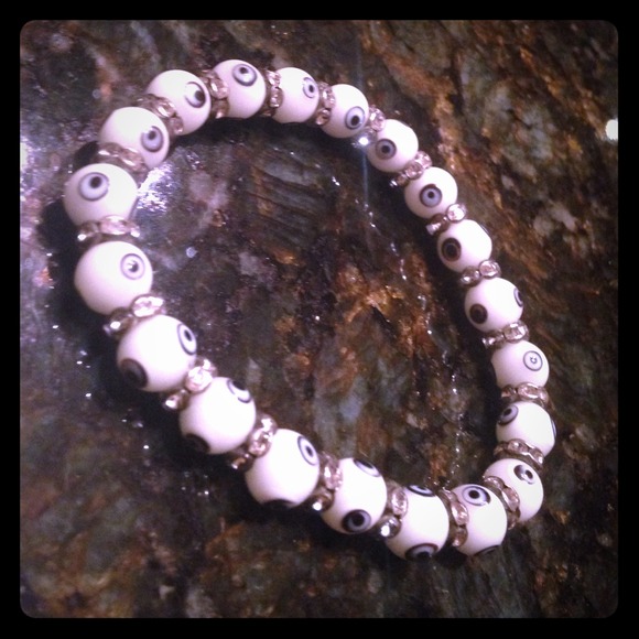 Evil eye bracelet with rhinestones 💎👀💎