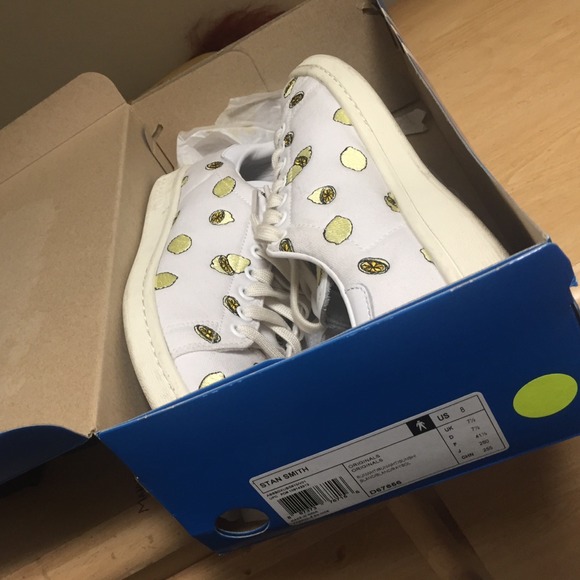 Adidas Shoes - Stan Smith - Adidas (Limited addition)