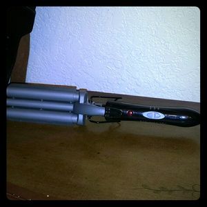Revlon wave maker