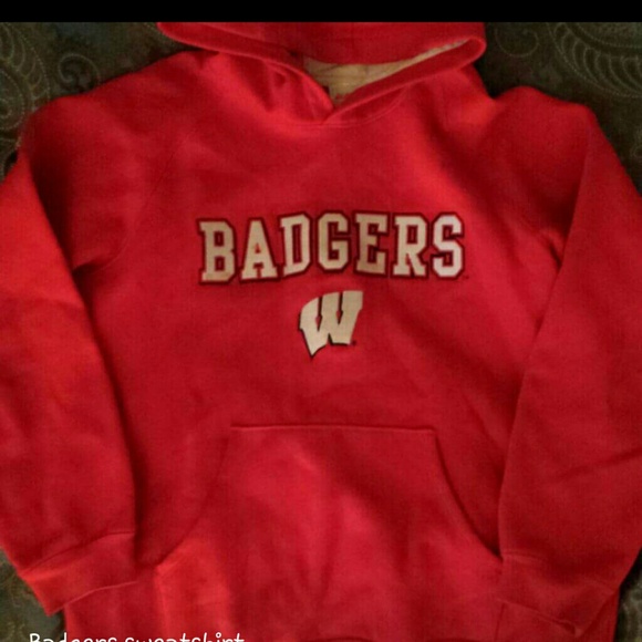 Wisconsin badgers boys sweatshirt