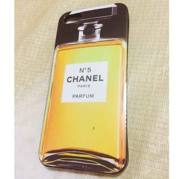 NWTIphone5/5SCase