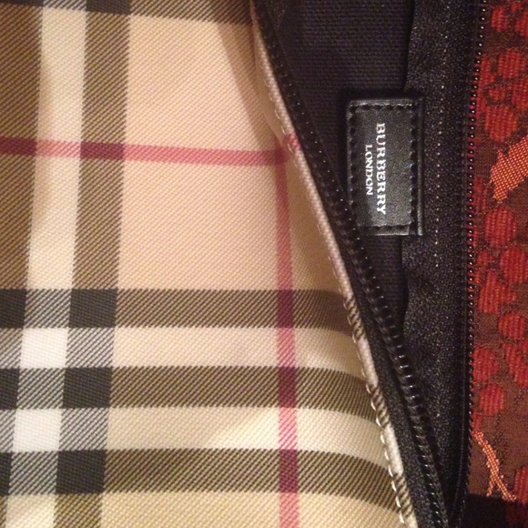 Burberry handbag - Picture 2 of 4