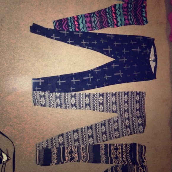 Zumiez leggings and other brands
