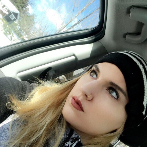 MEET YOUR SELLER! - Picture 9 of 10