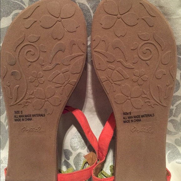 Never been worn multi-colored sandals - Picture 3 of 3