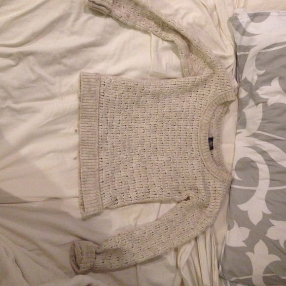 American eagle sweater