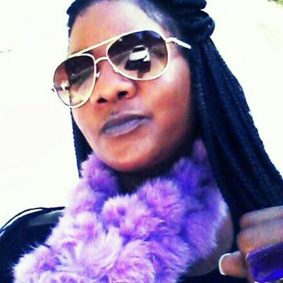 Jewelry/scraf - Picture 4 of 4