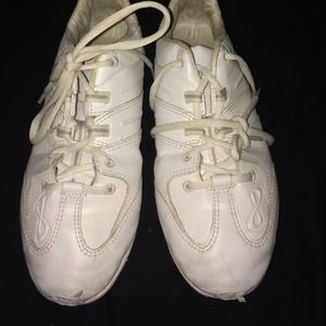 White nfinity cheer shoes type: "game day"