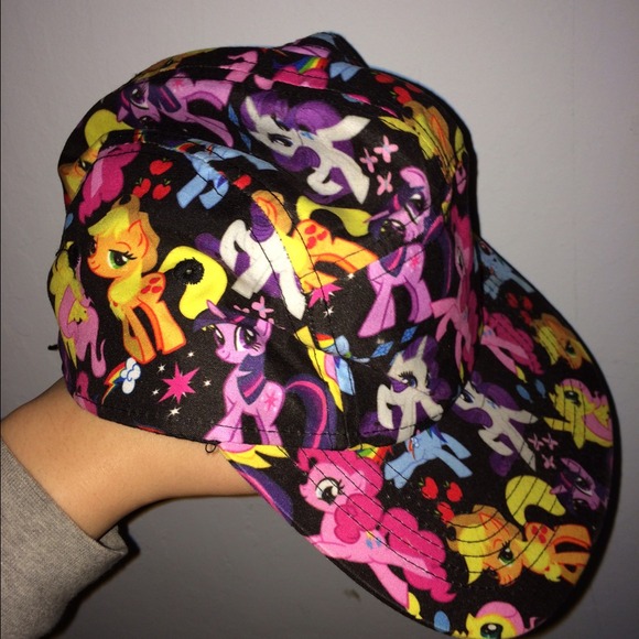 5 panel hat