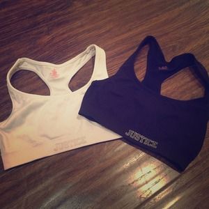 Set of two black and white sports bra