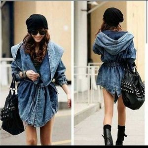 Oversized denim jacket