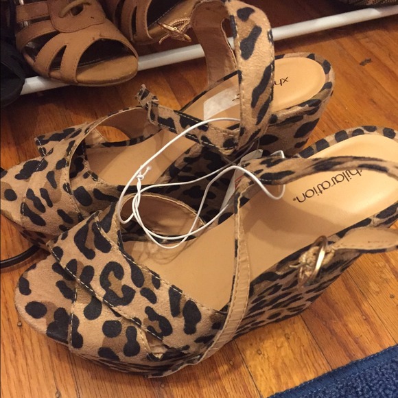 Cheetah wedges