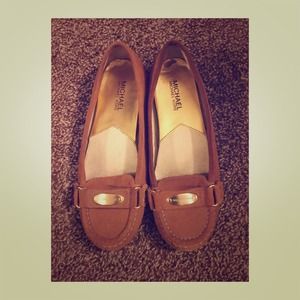 Michael Kors Flat!!