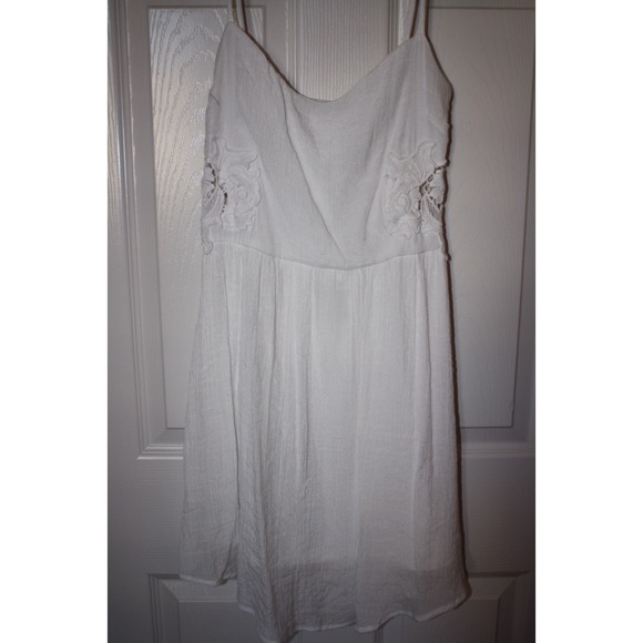 Cute white summer dress!