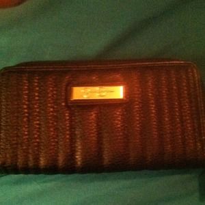 Jessica Simpson wallet
