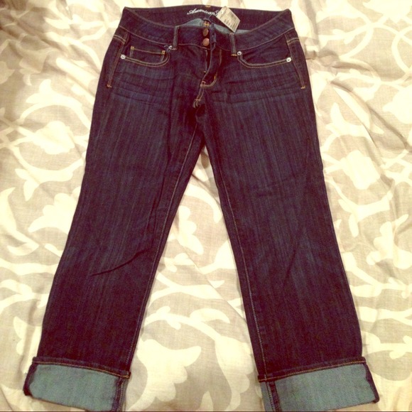 American Eagle darkwash capris, new with tags