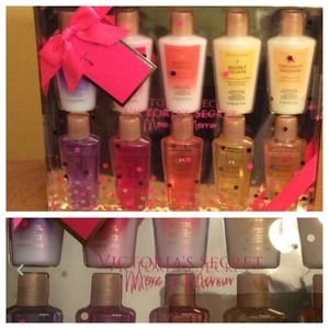 ❌ SOLD ❌ VS 10 piece set