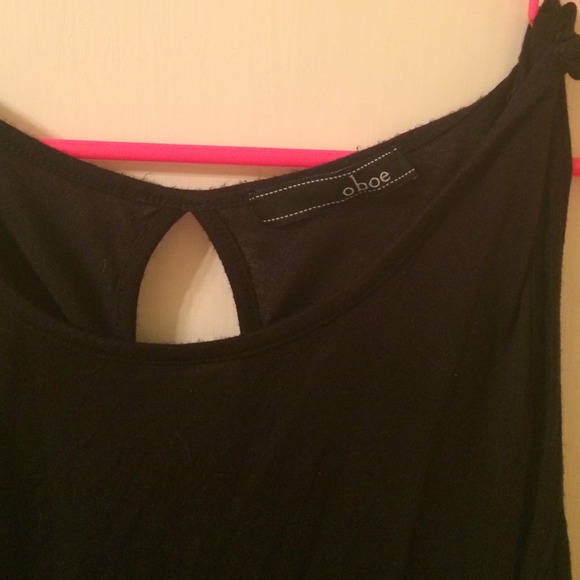 Gorgeous flowey black tank - Picture 2 of 3