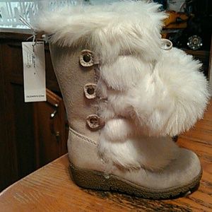 Faux furr snow boots