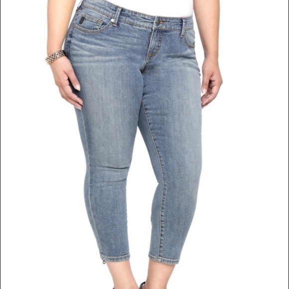 Torrid Cropped Skinny Jean with Ankle Bow & Zip