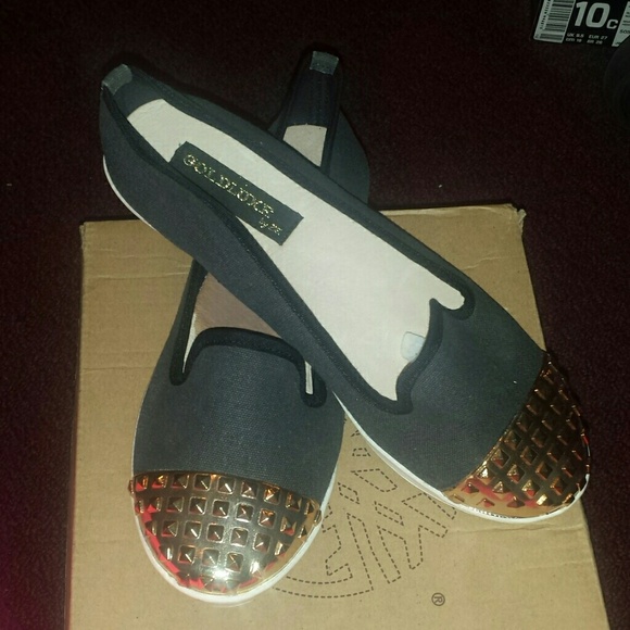 Black flats